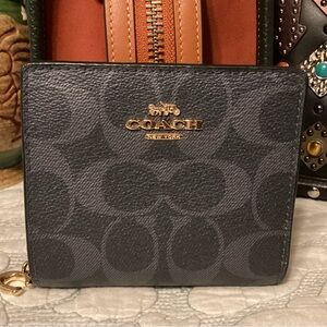 Coach Signature Snap Wallet